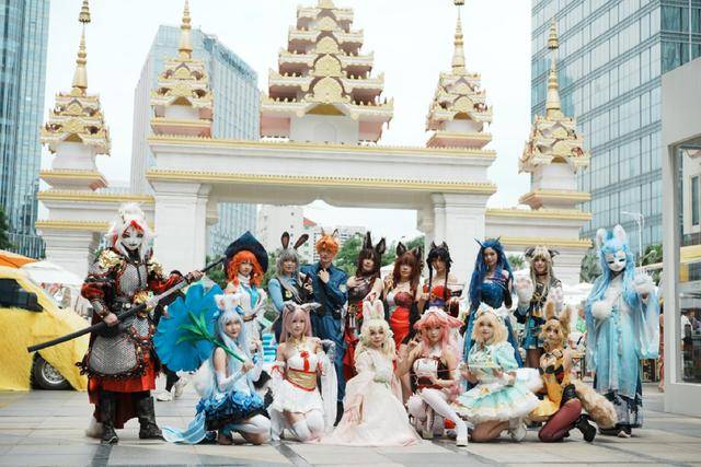 风情·第壹城把“躺平”“戏剧”玩出高度j9九游会网站入口客流激增10% 南亚(图2)