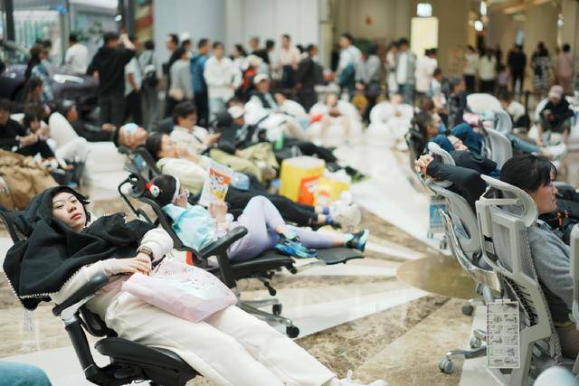 风情·第壹城把“躺平”“戏剧”玩出高度j9九游会网站入口客流激增10% 南亚(图4)