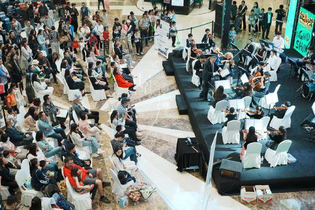 风情·第壹城把“躺平”“戏剧”玩出高度j9九游会网站入口客流激增10% 南亚(图5)