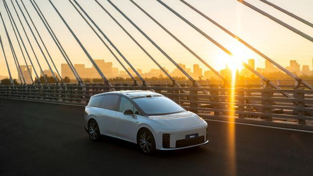 新版理想纯电没有退路九游会j9入口登录(图2)